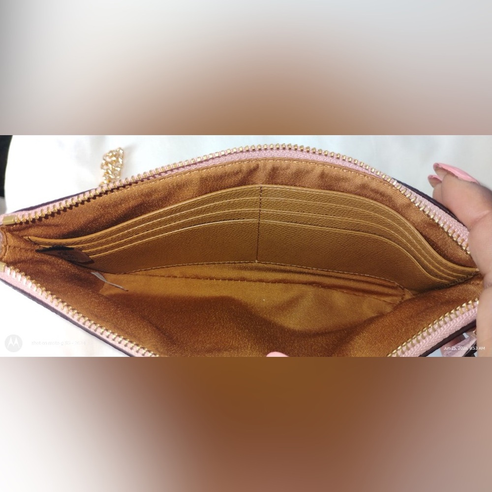 Coach Rose/Pink Leather Wristlet with Gold Chain Strap NWOT - Picture 6 of 10